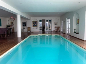 Hotels in Montreuil-aux-Lions
